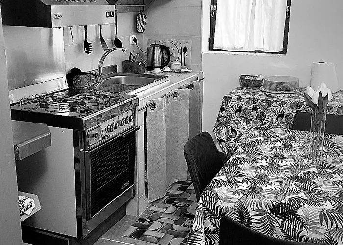 Canal Greco Nyaraló